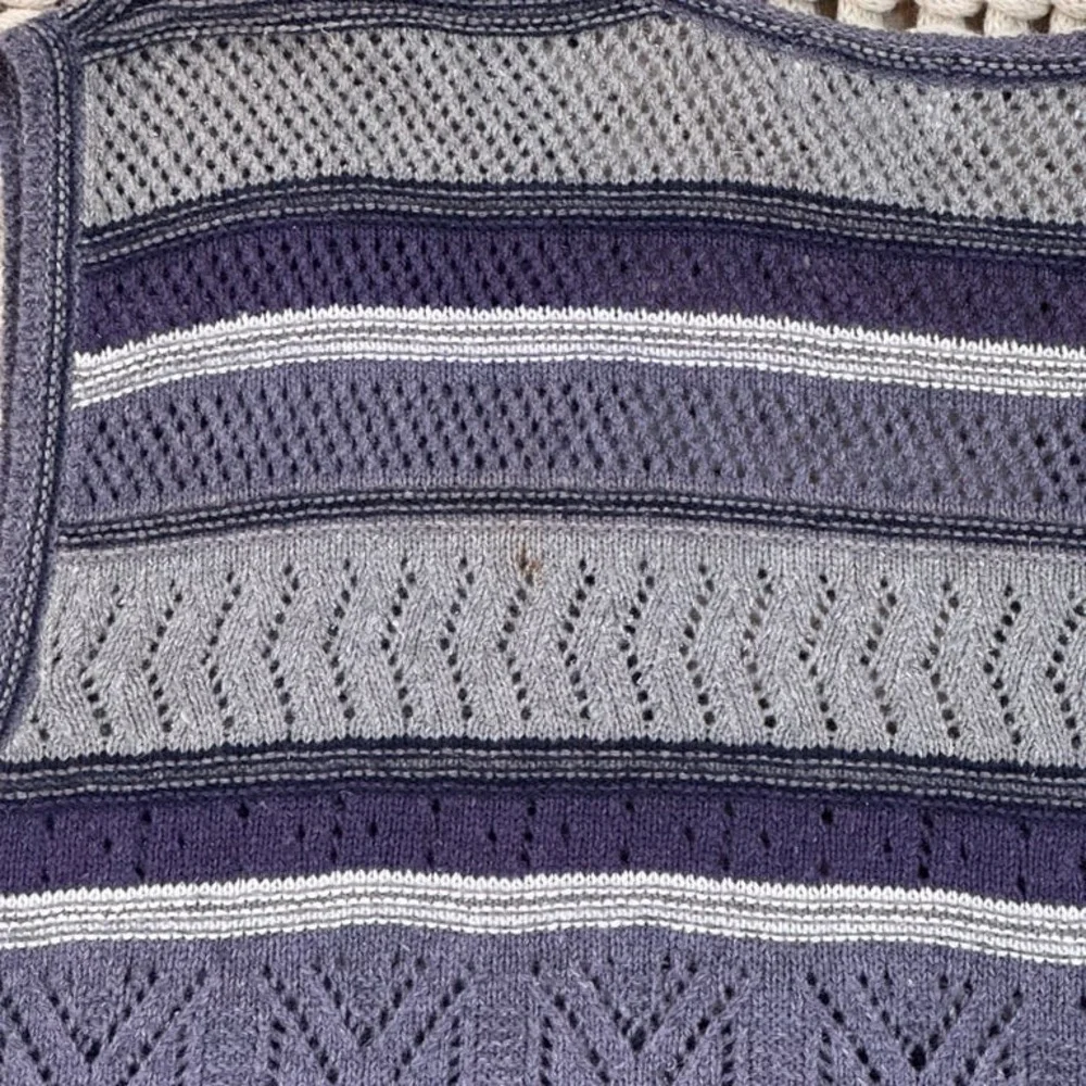 Vintage Koret Sweater Vest Floral Knit Patterned Purple Women's Medium